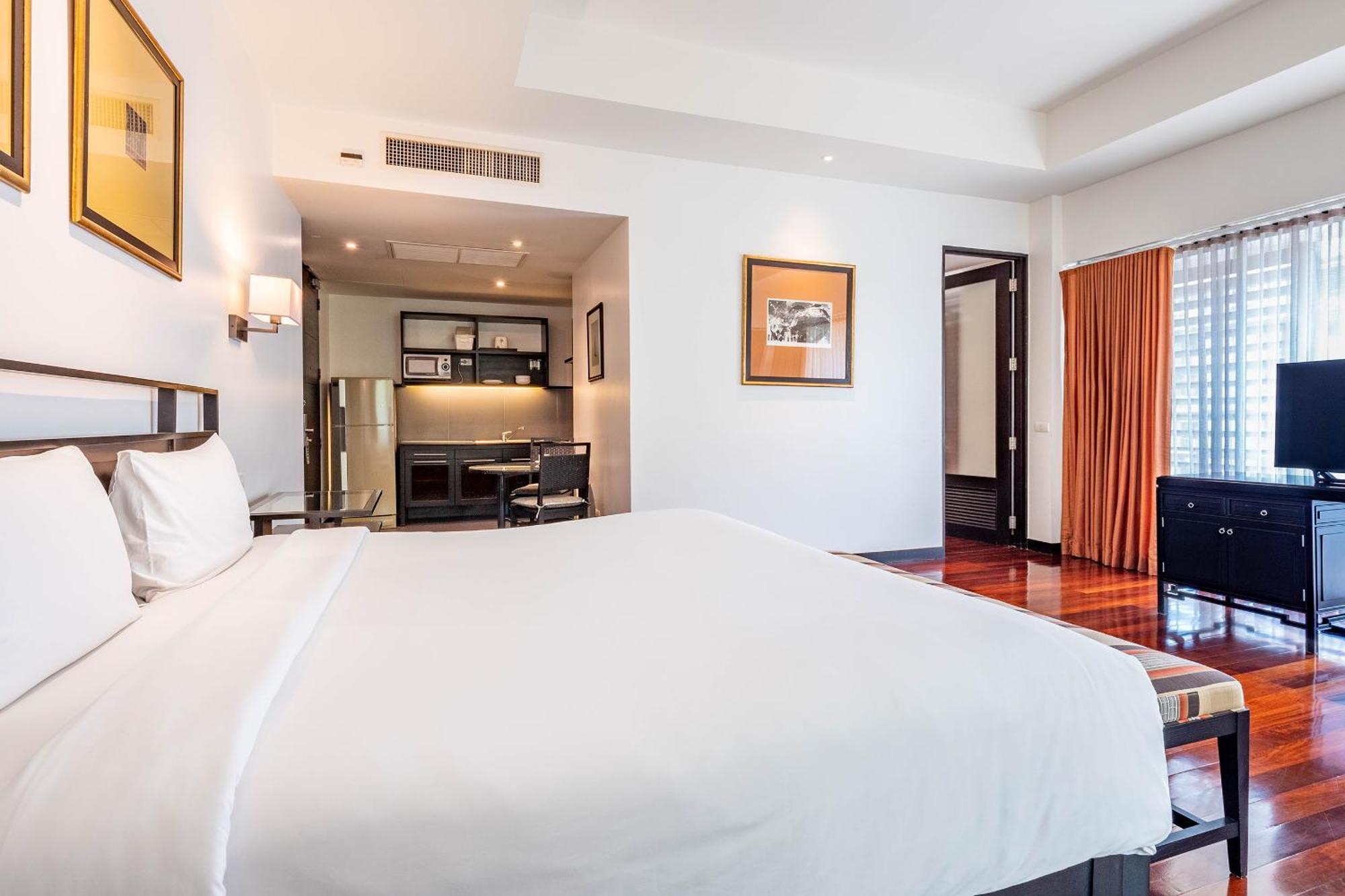 ลักซ์ เรซสิเดนท์ Aparthotel Pattaya ภายนอก รูปภาพ