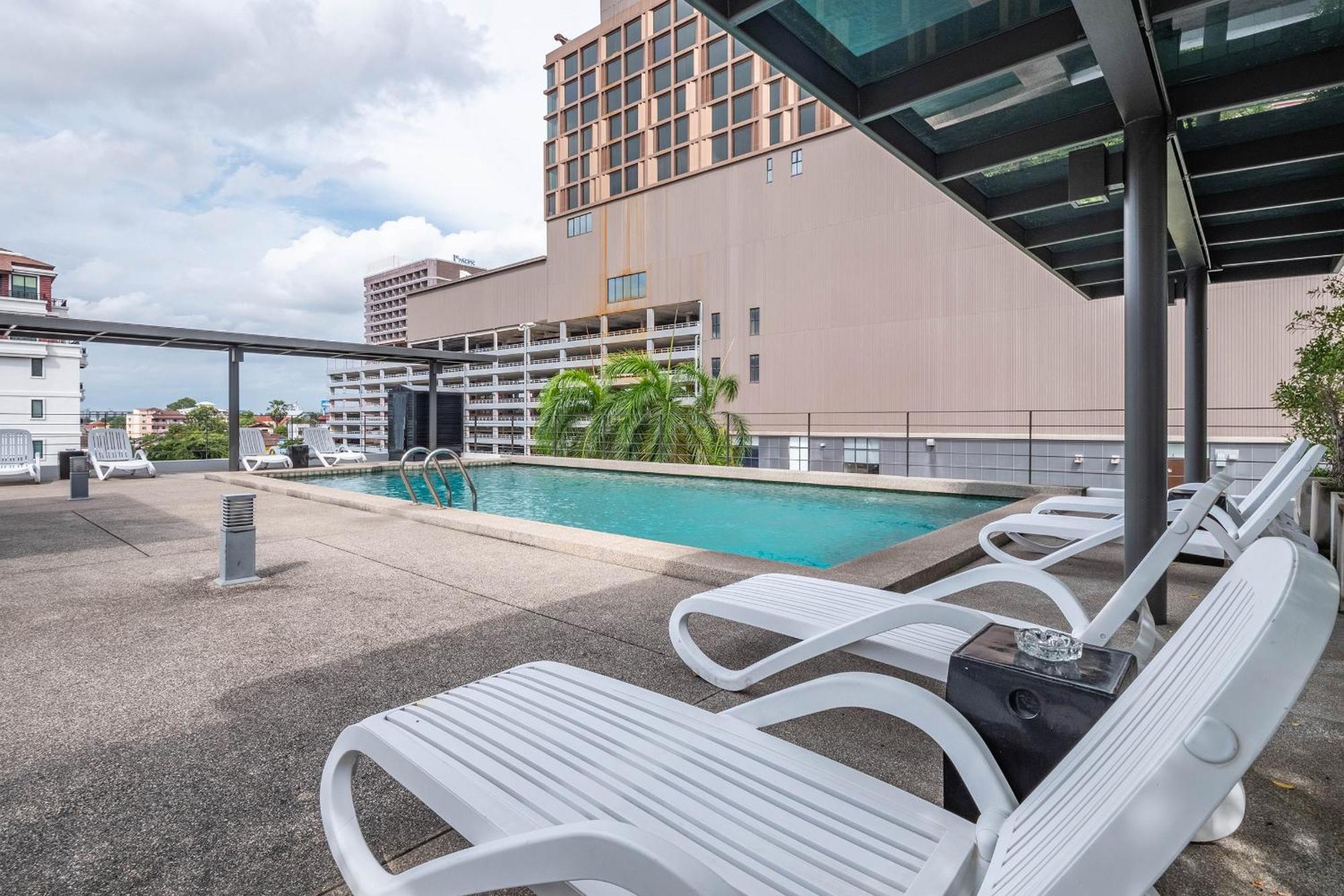 ลักซ์ เรซสิเดนท์ Aparthotel Pattaya ภายนอก รูปภาพ