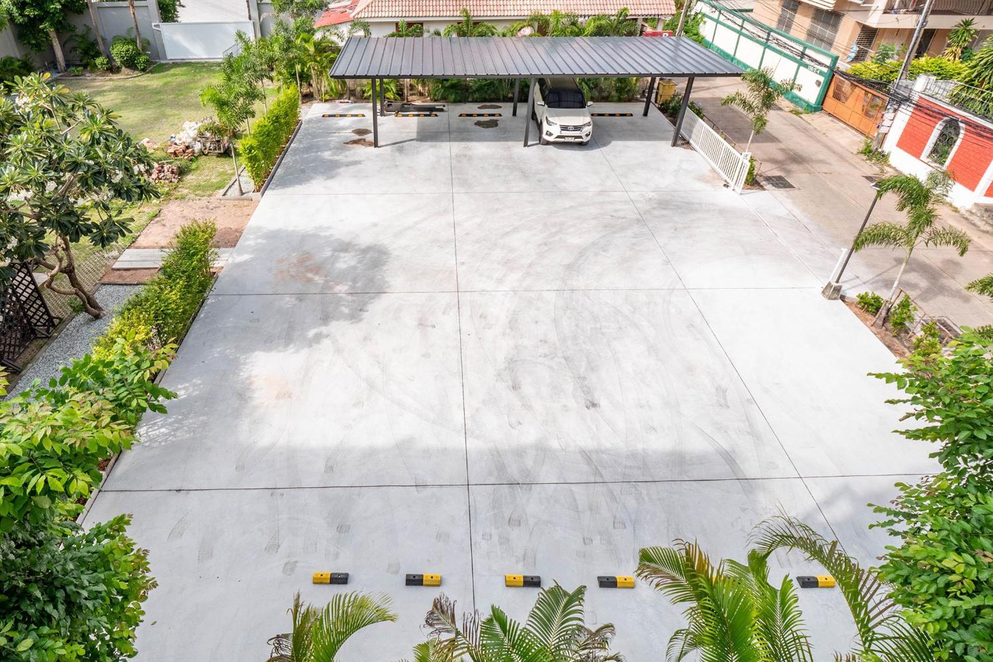 ลักซ์ เรซสิเดนท์ Aparthotel Pattaya ภายนอก รูปภาพ